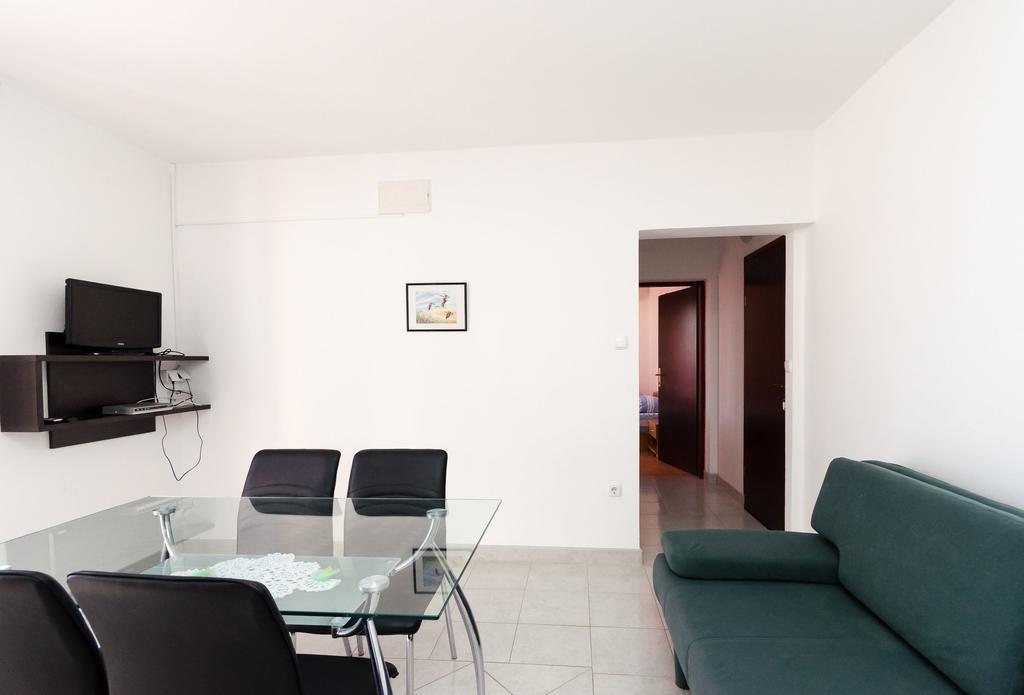 Apartments Dragan Lopar Exterior foto